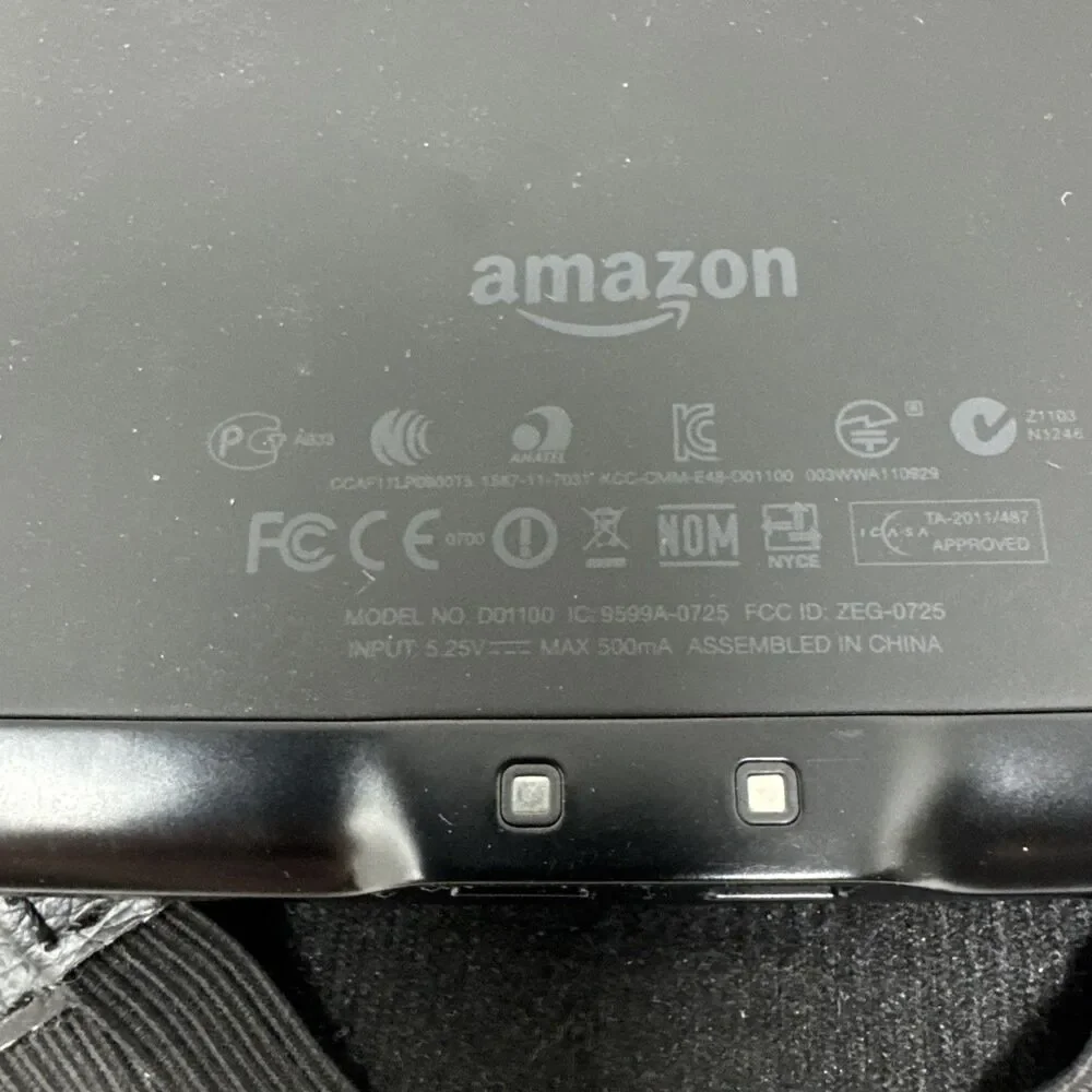 Amazon Kindle (4th Gen.) D01100 - 2GB - Wi-Fi - 6